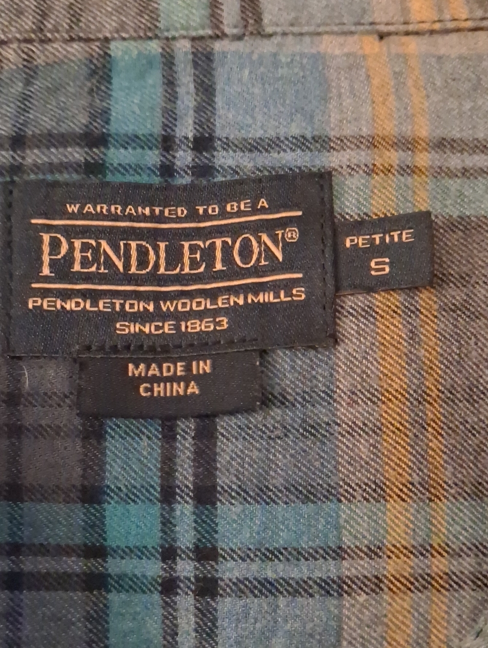 Womens Plaid Shirt subcategory classification